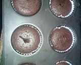 एगलेस चोको लावा केक(Eggless choco lava cake recipe in Hindi) रेसिपी चरण 3 फोटो