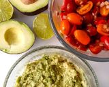 Une image de l'étape 2 de Tartines d'avocats tomates feta.