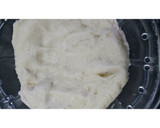 A picture of step 2 of Leopard print malai cookies.