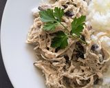 Foto del paso 3 de la receta: Pollo con crema y champiñones