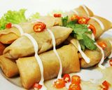 Foto langkah ke 8 dari resep Lumpia Jamur Saos Nanas yummyy.