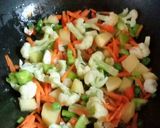 নবরত্ন পোলাও (Navaratna pulao recipe in Bengali) রেসিপির ধাপ 1 ছবি