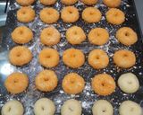 Foto langkah ke 8 dari resep Donut Crispy.
