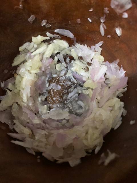 Cách làm nồi thịt kho cà ri trứng cực chuẩn cho những ngày se lạnh - ảnh 3