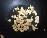 Hình bước làm 3 của món Tôm Rim Me