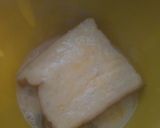 A picture of step 4 of Toast mayai.