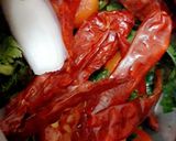 A picture of step 1 of Special Red Chilli Chutney.