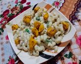 A picture of step 16 of Koila chicken with white pasta.