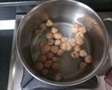 A picture of step 1 of Soya chap tikka.