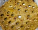 A picture of step 9 of Makkai ki roti.