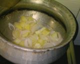 A picture of step 1 of Chinese rice.