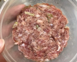 Foto langkah ke 4 dari resep 26. Homemade Beef Patty.