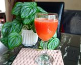 Foto langkah ke 3 dari resep Jus 3 diva (Apel, Wortel dan Tomat) dengan slow juicer clovertec.