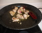 Foto del paso 5 de la receta: Paella de pollo, alcachofas y guisantes
