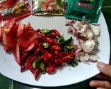 Foto langkah ke 1 dari resep Masak Kerang Kupas dan Tahu.