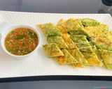 A picture of step 2 of Cha-om Omelet.