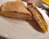 Sonkás, sajtos, tojásos tortilla recept fázis 5 fotója