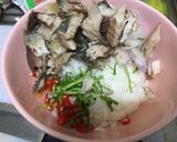 รูปขั้นตอนการทำที่ 1 ของ ข้าวคลุกปลาทู