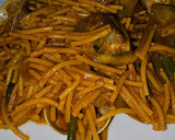 Foto del paso 13 de la receta: Fideos guisados con alcachofas, espárragos y chirlas