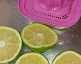 A picture of step 1 of Mosami Juice.
