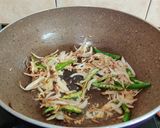 A picture of step 6 of Indian Style Veggies Pasta.