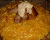 Foto del paso 2 de la receta: Risotto ibérico con salchichas parrilleras y salsa de chiles