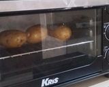 Foto langkah ke 4 dari resep Baked Potato with Vegan Creamy Asparagus Sauce.
