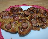 A picture of step 16 of Sausage flower bread.