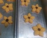 Foto langkah ke 3 dari resep Kue Semprit Khas Idul Fitri.