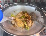 Foto langkah ke 3 dari resep Tumis Ayam Tahu Telur Kecap.