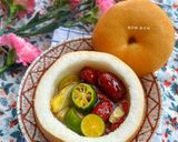 Hình bước làm 3 của món Lê Chưng Mật Ong Giảm Ho