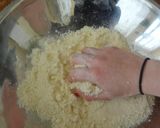 Mazsolás-datolyás zsemle recept citromos túrókrémmel recept fázis 2 fotója