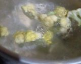 Foto langkah ke 4 dari resep Sup Ayam dan sayur sehat.