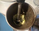 A picture of step 2 of Kathiyawadi Style vagharelo Rotlo/Dry Garlic Pearl Millets 😊.