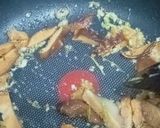 รูปขั้นตอนการทำที่ 3 ของ ผัดกุ้ง,หมูสับ,เห็ดหอม - คีโต