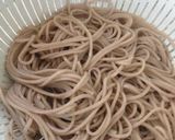 Foto del paso 2 de la receta: Japanense Soba Con Salsa Mentsuyo!!(tsuyo)