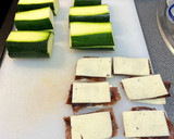 Foto del paso 1 de la receta: Libritos de calabacín rellenos de cecina y queso (sin lactosa)