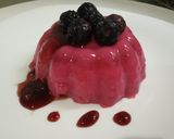 Foto del paso 3 de la receta: Postre de gelatina y licuado de banana express y sin cocción 🍧