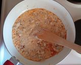 Sonkás-kolbászos-sajtos tészta recept fázis 6 fotója