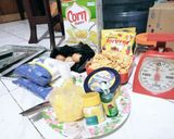 Foto langkah ke 1 dari resep Cornflakes cookies pandan.