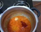 A picture of step 2 of Corn palak curry.