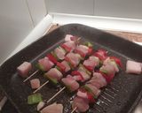Foto del paso 2 de la receta: Brochetas de pollo