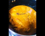 A picture of step 3 of Cashews & Walnuts saffron chicken gravy.