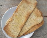 รูปขั้นตอนการทำที่ 5 ของ โรตีกรอบแป้งกากมะพร้าวเนยสด Crispy Roasted Coconut Pulp Roti