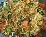 Foto langkah ke 6 dari resep Mie Goreng Indomie.