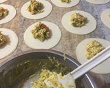 Foto del paso 3 de la receta: Empanadas de pollo con cúrcuma