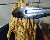 Foto langkah ke 7 dari resep Stik Ubi Kuning Tanpa Telur.