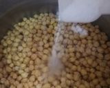 A picture of step 2 of Boiled Channy.