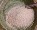 Foto del passaggio 2 della ricetta Polpette al forno ricotta e spinaci, con ricotta dura