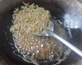Foto langkah ke 4 dari resep Ikan teri sambal pake kacang.